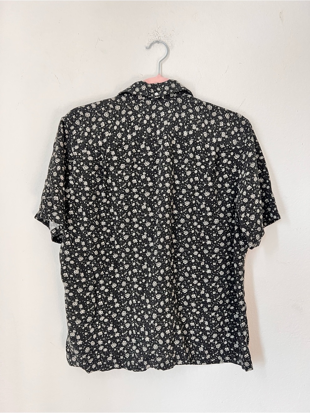 Rag & Bone Black Floral Button-Front Short Sleeve Viscose Top Size Medium - Picture 2 of 4